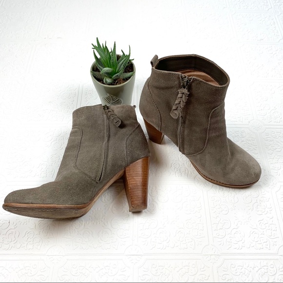 Joie Suede Dalton Bootie SZ 40 - Picture 3 of 8